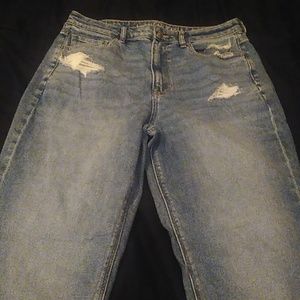 American Eagle Stretch Ripped Mom Straight Jeans 14